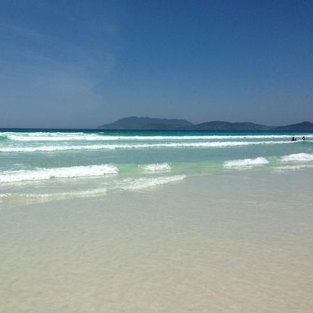Apto Em Cabo Frio Para Aluguel De Temporada Rum bild
